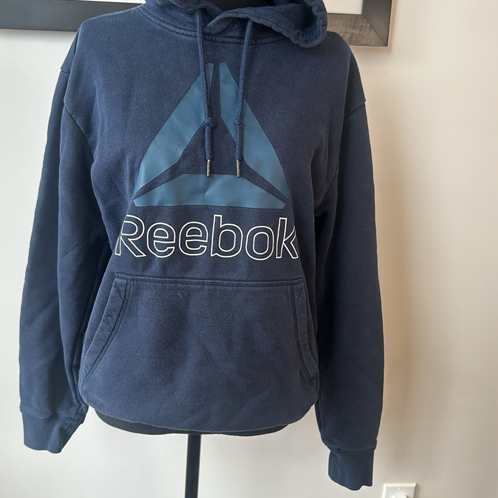 Reebok Delta fleece lined sweatshirt hoodie. Navy blue. Size small.